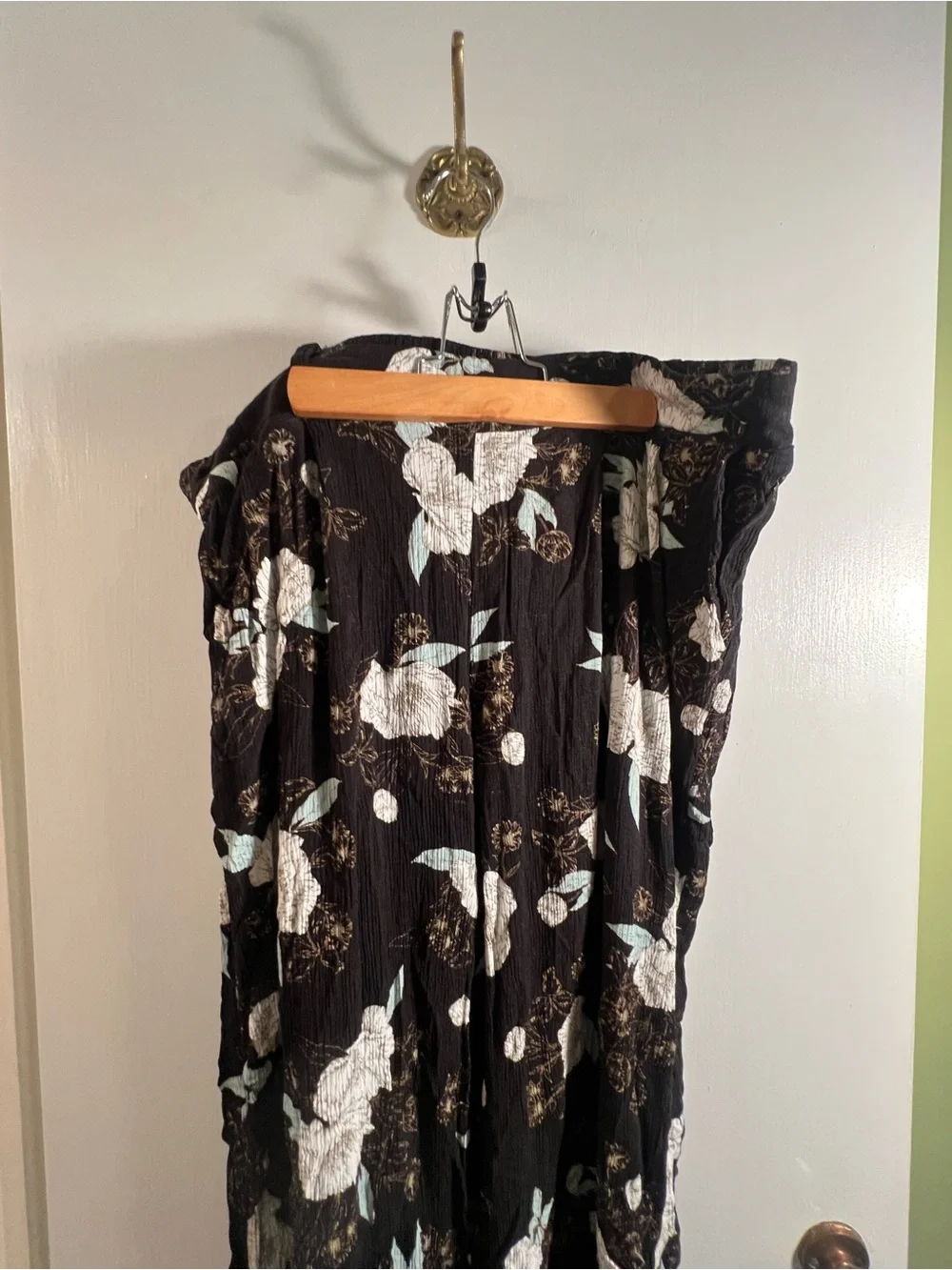 Torrid Women’s Plus Size 2X Wide Leg Pant Black Teal White Gray Floral High Rise
